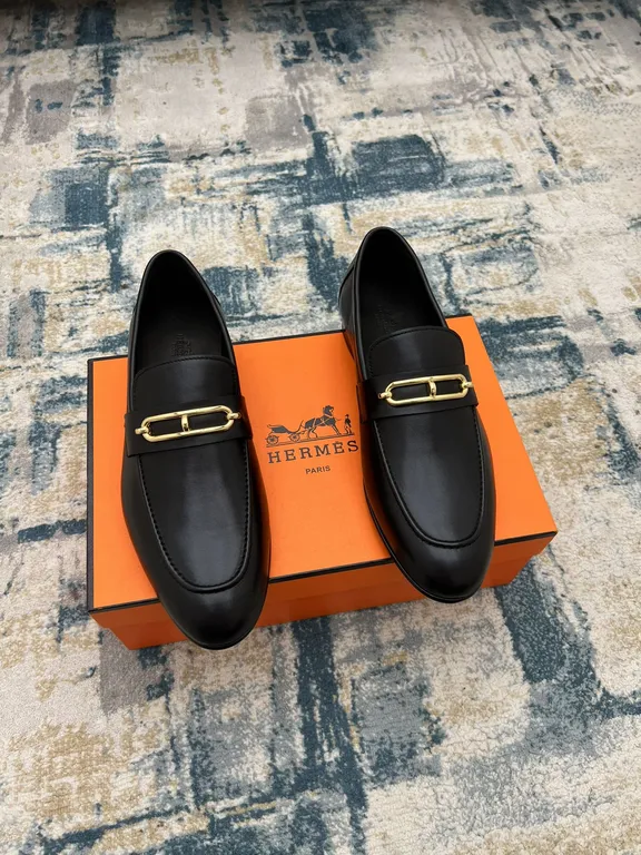 Hermes Shoe 